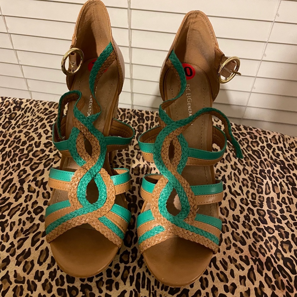 BCBG - Picture 3 of 5